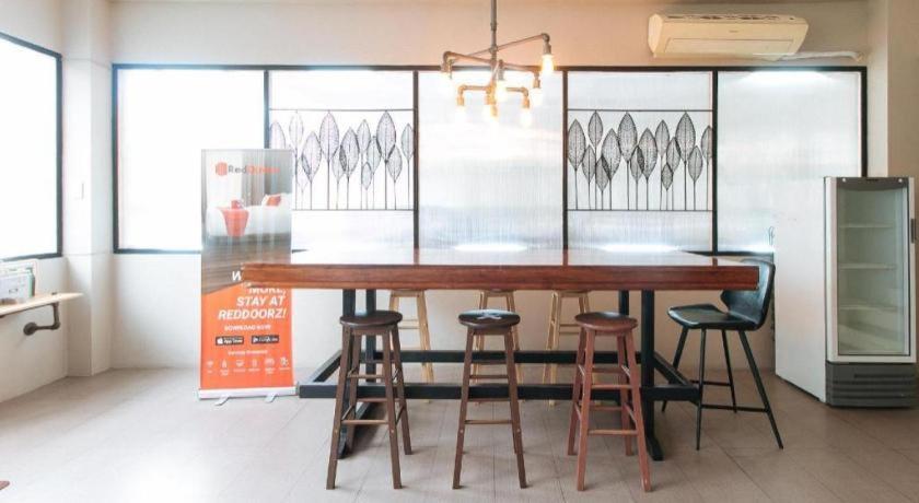 מנילה Reddoorz Plus Near Osmena Highway 2 מראה חיצוני תמונה