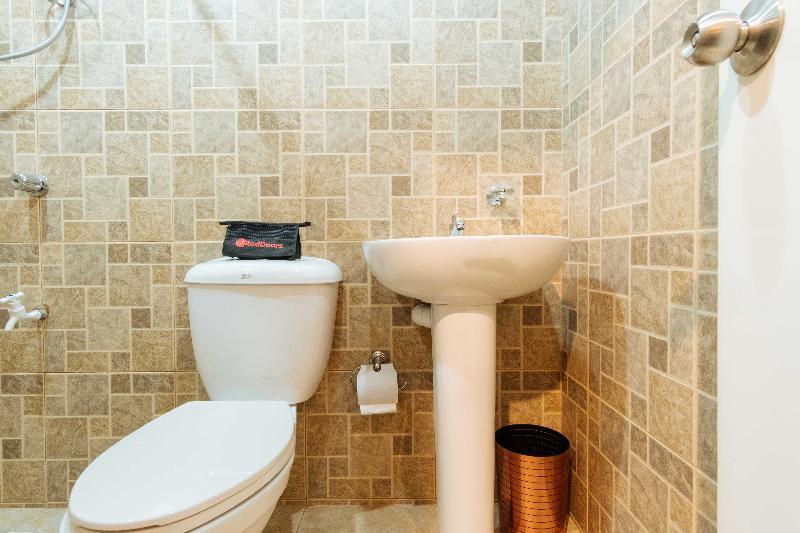 מנילה Reddoorz Plus Near Osmena Highway 2 מראה חיצוני תמונה